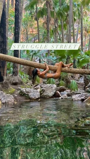 Cass Van Advantures OnlyFans Leaked Free Thumbnail Picture - #k1V5PoD286