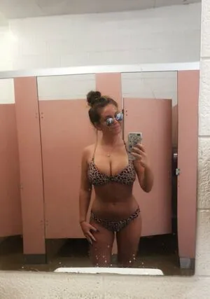 Cassandra Spano OnlyFans Leaked Free Thumbnail Picture - #ipwE3VSVoA