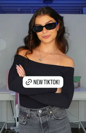 Cassiana Pozzi OnlyFans Leaked Free Thumbnail Picture - #hc4o3U3wzO
