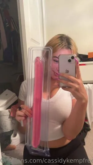 Cassidykempfree OnlyFans Leaked Free Thumbnail Picture - #KdfCAznAPD