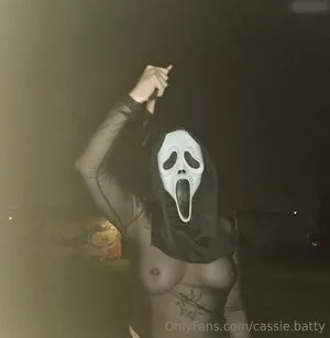 Cassie Batty OnlyFans Leaked Free Thumbnail Picture - #MmUYMUbm9z