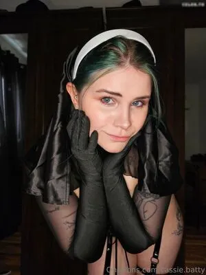 Cassie Batty OnlyFans Leaked Free Thumbnail Picture - #r1Ui0m3PwU