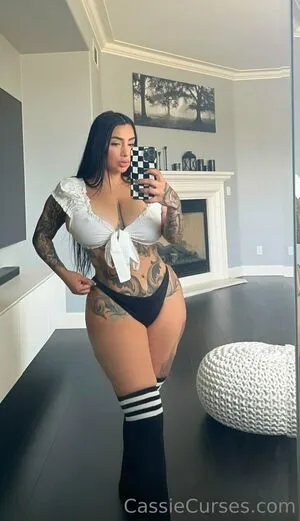 Cassie Curses OnlyFans Leaked Free Thumbnail Picture - #6IEmgP1ax2