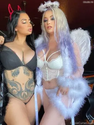 Cassie Curses OnlyFans Leaked Free Thumbnail Picture - #kVINnVJDrv