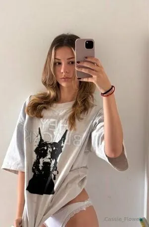 Cassie Flower OnlyFans Leaked Free Thumbnail Picture - #0XKRfxi7vq