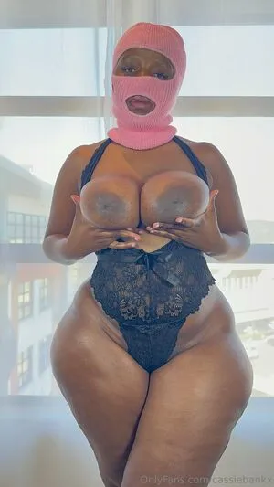 Cassiebankx OnlyFans Leaked Free Thumbnail Picture - #2GoHsnkK3A