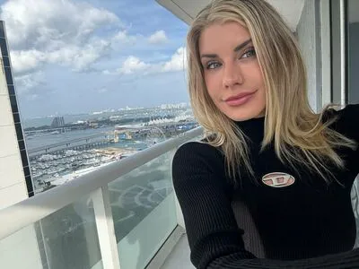 Cassiebenderfitteaser OnlyFans Leaked Free Thumbnail Picture - #ebtkkBixba