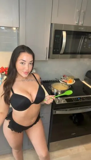 Cassielenoir69 OnlyFans Leaked Free Thumbnail Picture - #szPGiMlkPB