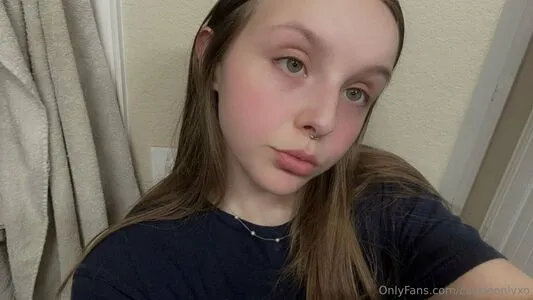 Cassieonlyxo OnlyFans Leaked Free Thumbnail Picture - #WHHMGru034