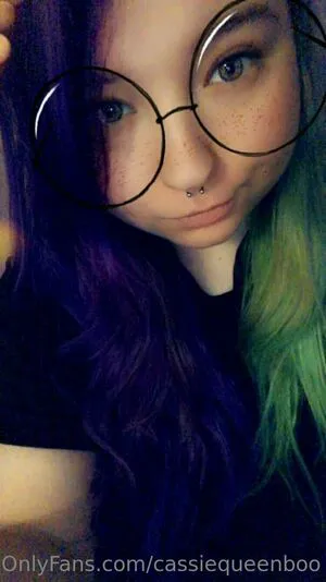 Cassiequeenboo OnlyFans Leaked Free Thumbnail Picture - #5wewff5w3x