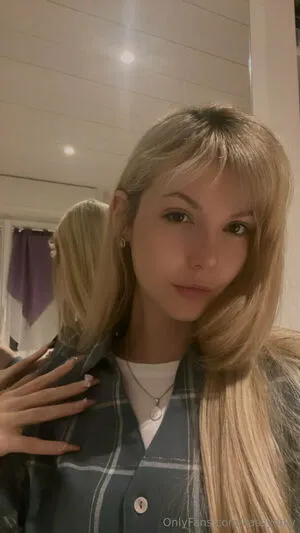 Cassyonly OnlyFans Leaked Free Thumbnail Picture - #CgzxAtPRev