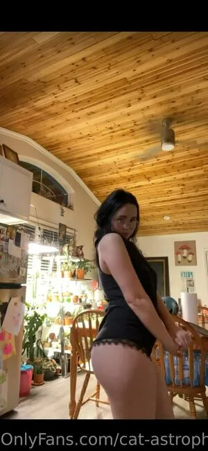 Cat Astrophe OnlyFans Leaked Free Thumbnail Picture - #SHAnK9l9wo