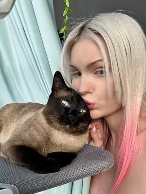 Catch My Vibe OnlyFans Leaked Free Thumbnail Picture - #O1ql37wJ7I