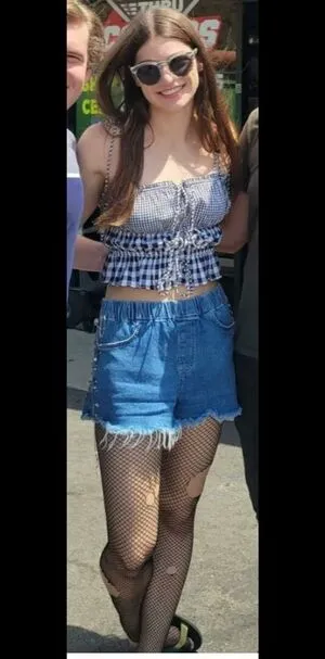Catharine Daddario OnlyFans Leaked Free Thumbnail Picture - #ipcIkkzode