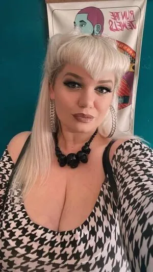 Catherine Sharples OnlyFans Leaked Free Thumbnail Picture - #u7koxaDNYv