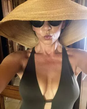 Catherine Zeta-Jones OnlyFans Leaked Free Thumbnail Picture - #KONSG1unbM