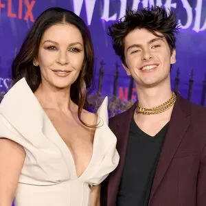 Catherine Zeta-Jones OnlyFans Leaked Free Thumbnail Picture - #tvskdrb4Rd