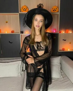 Catherine7 OnlyFans Leaked Free Thumbnail Picture - #KkEc8v74AB