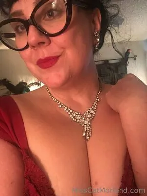 Catherinemorland OnlyFans Leaked Free Thumbnail Picture - #C9mXa77gLf