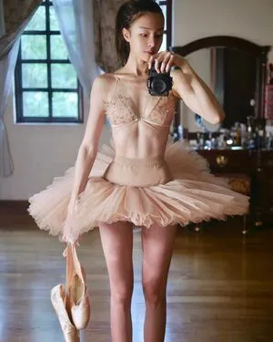 Cathrynli OnlyFans Leaked Free Thumbnail Picture - #6HfdLFITVv