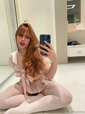 Cathyjones OnlyFans Leaked Free Thumbnail Picture - #9m5Fcq9qnY