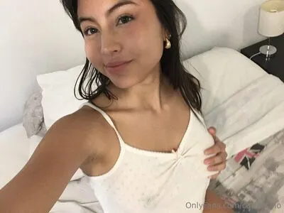 Catiaccino OnlyFans Leaked Free Thumbnail Picture - #stuDV2L4vP