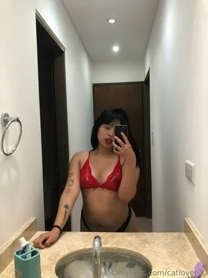 Catlover30 OnlyFans Leaked Free Thumbnail Picture - #Myaw9Zo99o
