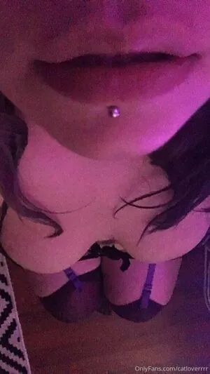 Catloverrrr OnlyFans Leaked Free Thumbnail Picture - #usLvFZYGUF
