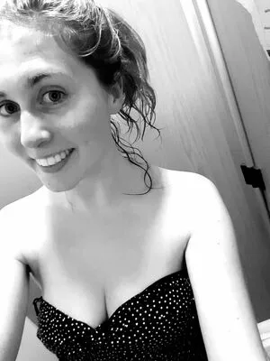 Catraises OnlyFans Leaked Free Thumbnail Picture - #GLDTPy1luY