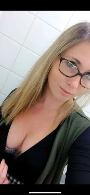 Catraises OnlyFans Leaked Free Thumbnail Picture - #X5NDUcFep4