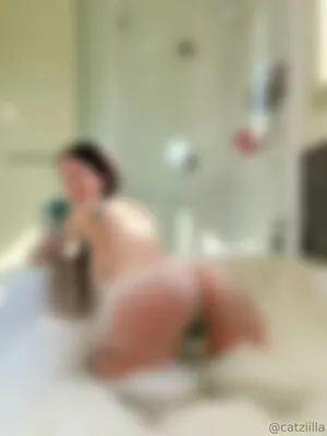 Catziilla OnlyFans Leaked Free Thumbnail Picture - #Zg21Wdce5Q