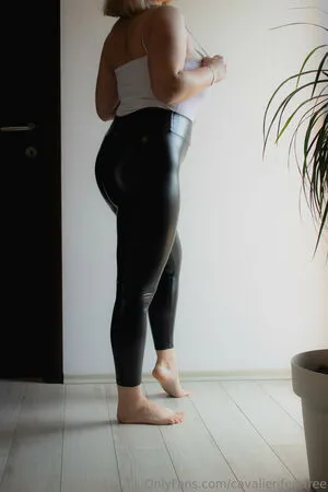 Cavalierifeetfree OnlyFans Leaked Free Thumbnail Picture - #F9qIyh4CQD
