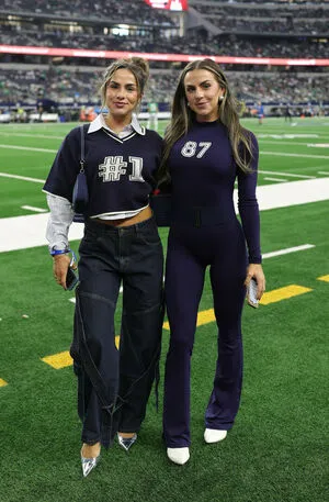 Cavinder Twins Haley Hanna OnlyFans Leaked Free Thumbnail Picture - #226cVVb39I