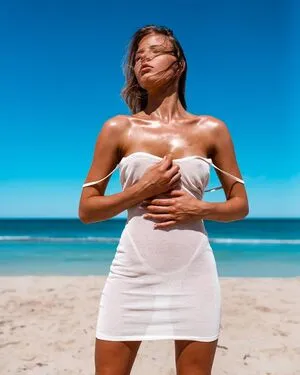 Cayla Lee De Villiers OnlyFans Leaked Free Thumbnail Picture - #fwAKyIDaye