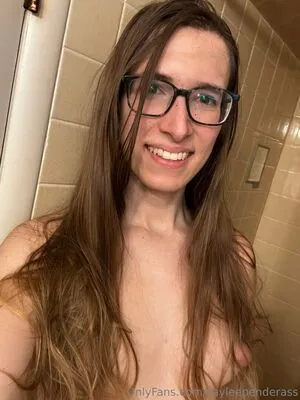 Cayleependerass OnlyFans Leaked Free Thumbnail Picture - #8oUzO5U6U0