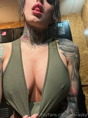 Cearasky OnlyFans Leaked Free Thumbnail Picture - #3OmEQ4WiDf
