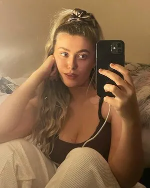 Cecily Hitchcock OnlyFans Leaked Free Thumbnail Picture - #CF0D7BaXiz