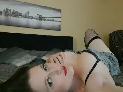 Cee4u2nv OnlyFans Leaked Free Thumbnail Picture - #fK4vbe9AkA