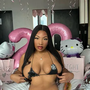 Ceechynaa OnlyFans Leaked Free Thumbnail Picture - #8mqEbxgxHz