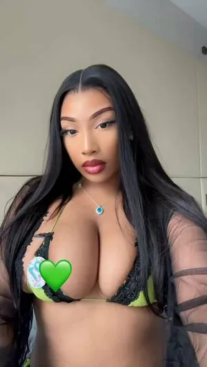 Ceechynaa OnlyFans Leaked Free Thumbnail Picture - #IxsjRFh9J3
