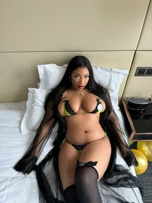 Ceechynaa OnlyFans Leaked Free Thumbnail Picture - #VigXyGBJEA