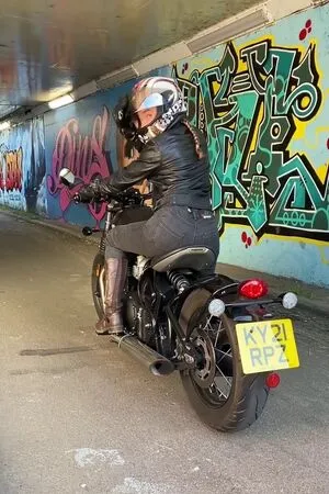 Celebrity Guilty Pleasures Underrated Women OnlyFans Leaked Free Thumbnail Picture - #C2Ng1ZNVJl