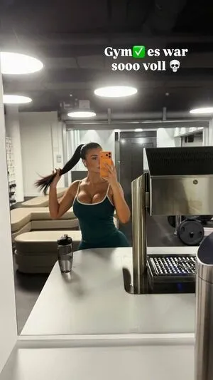 Celina Smith OnlyFans Leaked Free Thumbnail Picture - #SH2Yn4FF25