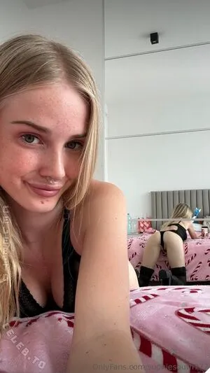 Celine Ren OnlyFans Leaked Free Thumbnail Picture - #3XsMgOfBRg