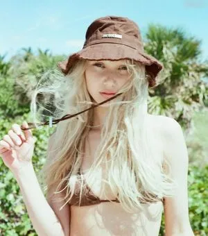Celinealbar OnlyFans Leaked Free Thumbnail Picture - #Bi9NOgp4a7