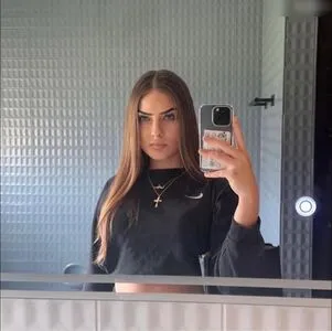 Celinegbl OnlyFans Leaked Free Thumbnail Picture - #PSyp1gu9CL
