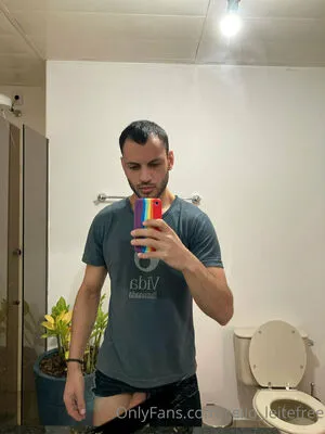 Cello Leitefree OnlyFans Leaked Free Thumbnail Picture - #EknLAKDG1E