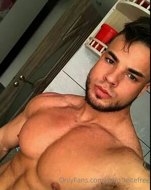 Cello Leitefree OnlyFans Leaked Free Thumbnail Picture - #FmHSoIpDq2
