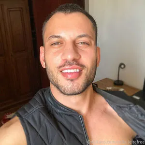 Cello Leitefree OnlyFans Leaked Free Thumbnail Picture - #JskjwaNyHj