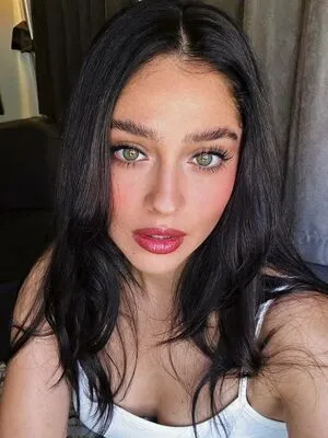 Cemre Baysel OnlyFans Leaked Free Thumbnail Picture - #3r7SfTZCDL